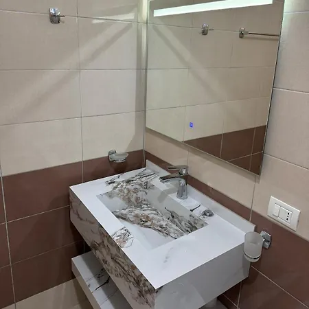 Apartman Rana E Hedhun House *